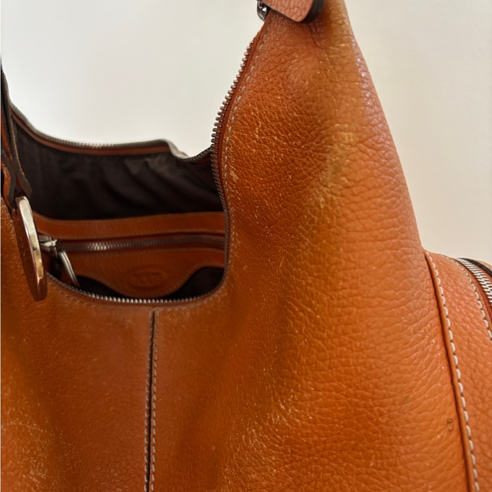 TOD'S Charlotte Hobo - Picture 3 of 13